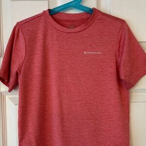 Boys size 6 Vineyard Vines Coral Performance T-Shirt